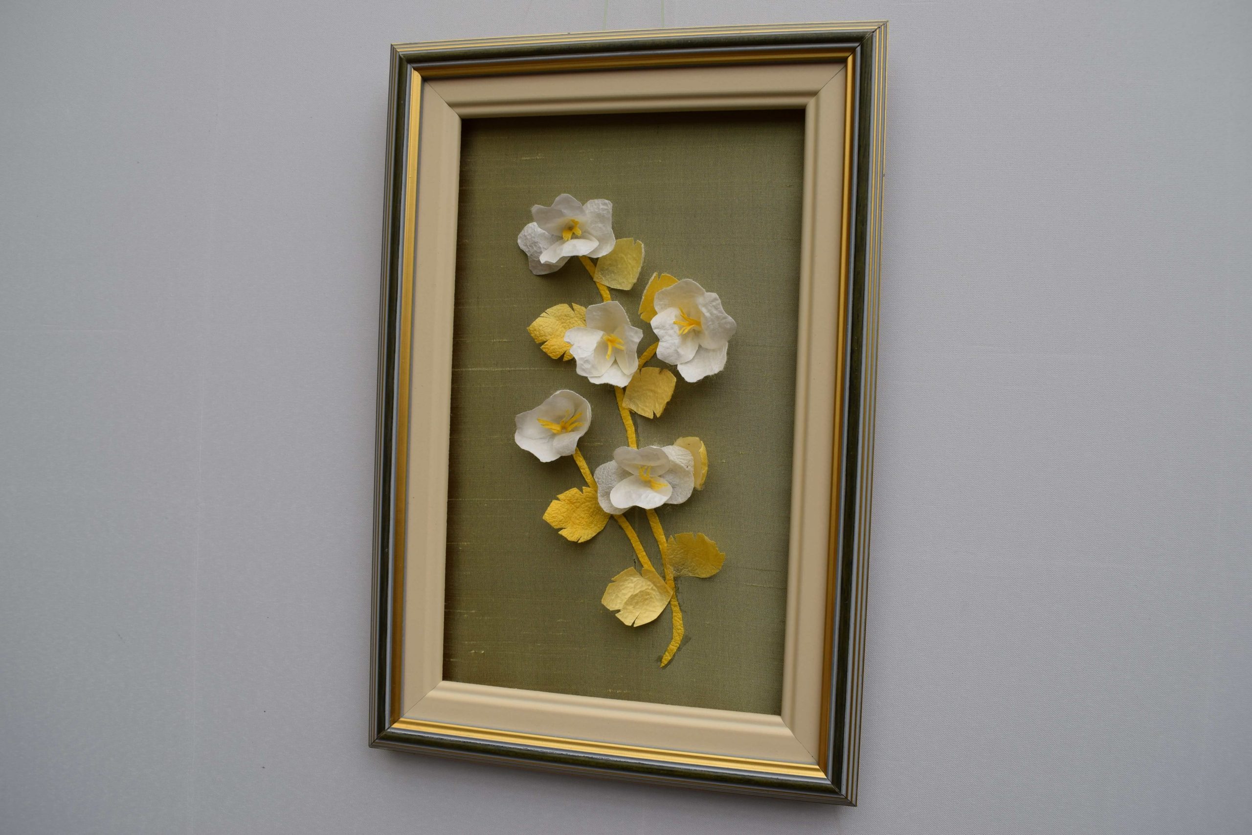 Decorative frame with silk cocoons - Ancientgreekscarves.com