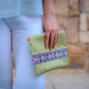 Silk handmade pouch olive_Antelope_.14-min
